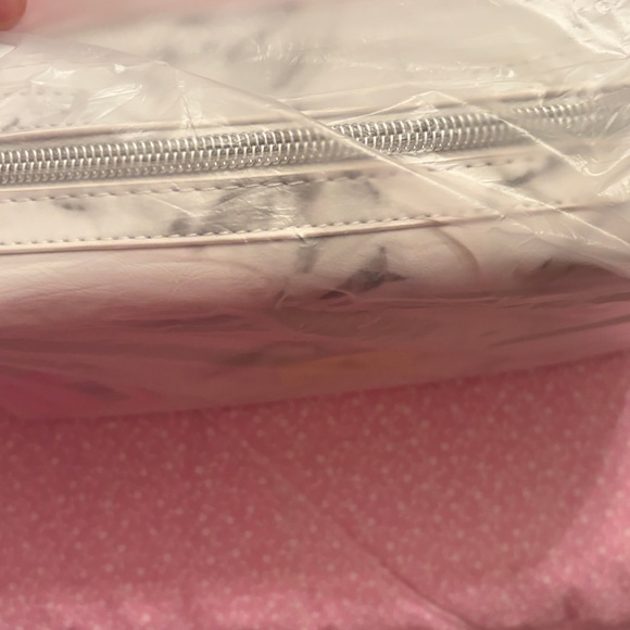 Jeffree Star Blood Lust Artistry Palette BNIB and New jeffree star makeup bag - Picture 9 of 10